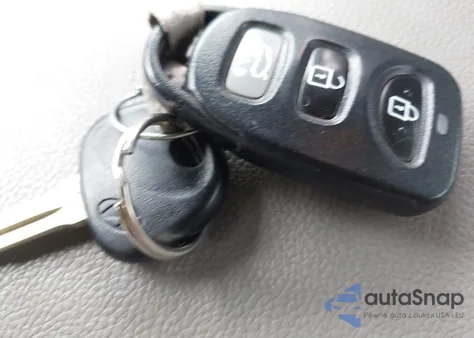 2017 Hyundai Elantra Se z USA, uszkodzony, nr VIN 5NPD74LFXHH076098